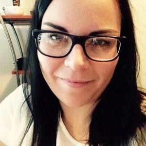 Meet your Posher, Caroline